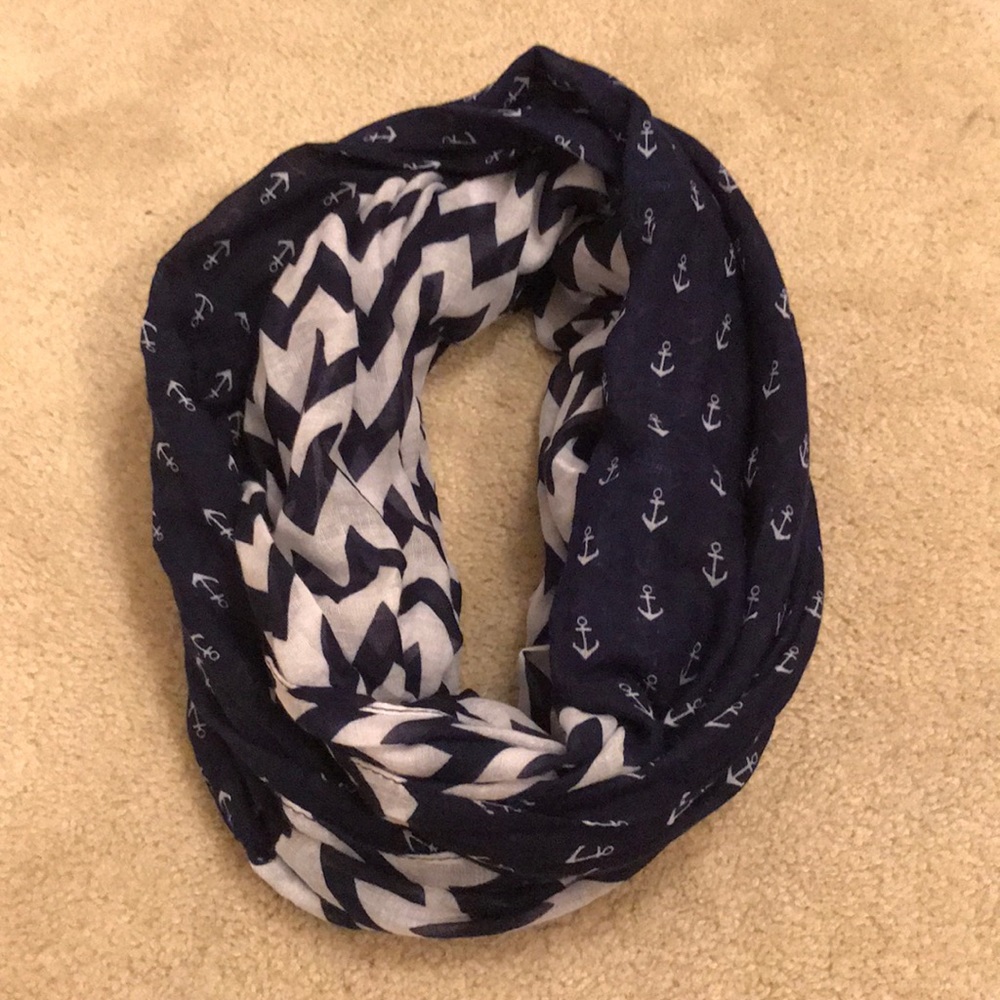 🎁 5 for $20 Anchor Scarf NWOT